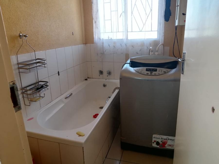 3 Bedroom Property for Sale in Tlhabane West North West